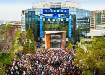 Scientology Paris inauguration