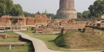 Monastery_around_Dhamek_stupa_Sarnath-360x180 L'actualité des religions en France et dans le monde