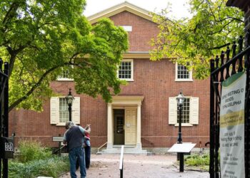 Centre Quaker